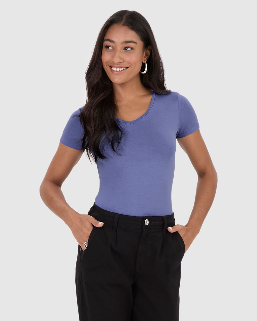 Blusa Básica Feminina Decote V Em Viscose Stretch - Imagem 16