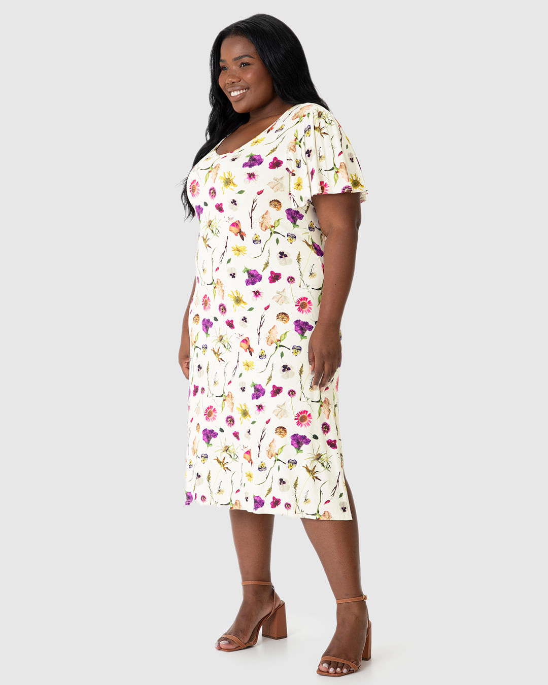 Vestido Midi Feminino Plus Size Fenda Lateral Em Malha Viscolinho Stretch - Imagem 17