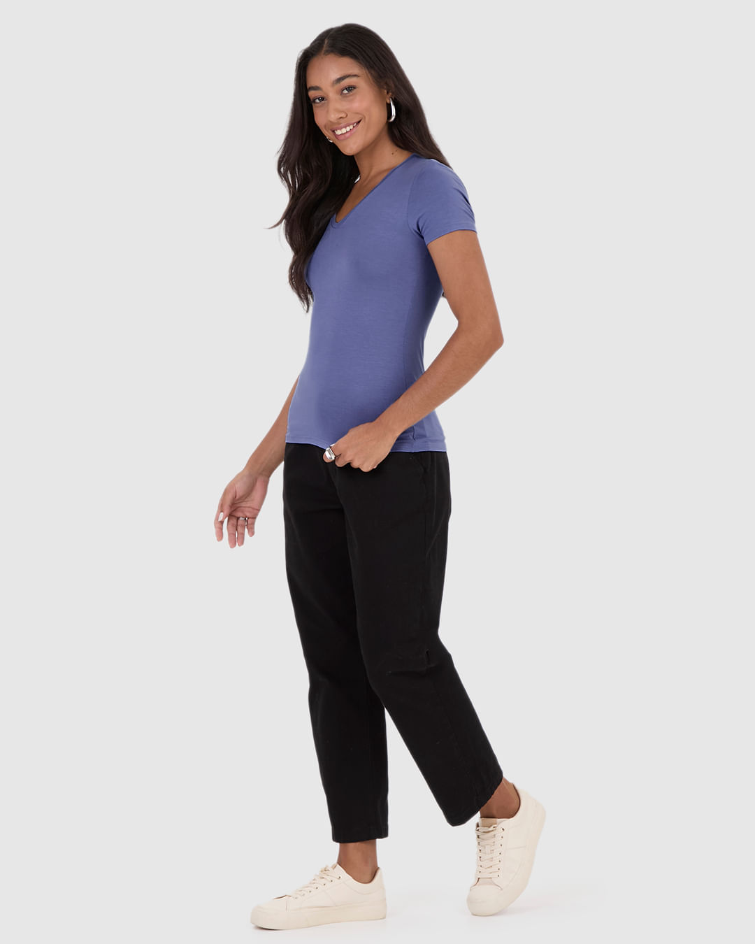 Blusa Básica Feminina Decote V Em Viscose Stretch - Imagem 27