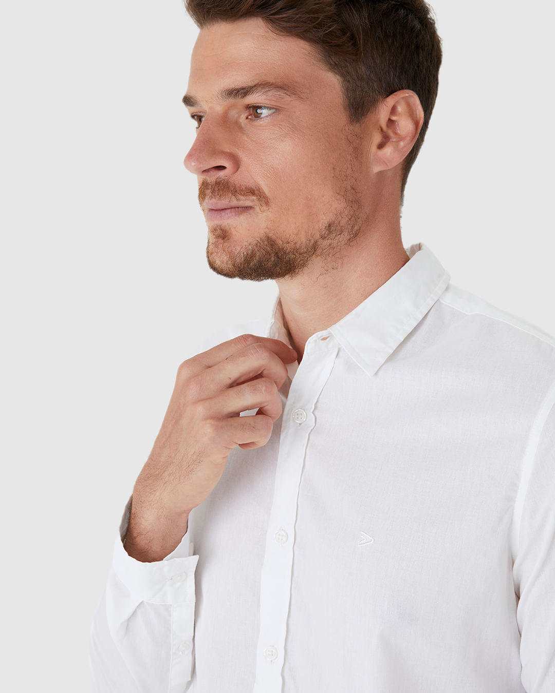 Camisa Masculina Slim Bordado Peitoral Em Algodão Com Elastano - Imagem 8
