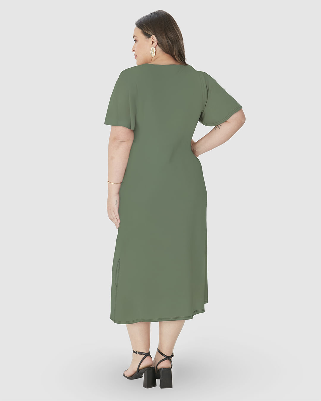 Vestido Midi Feminino Plus Size Fenda Lateral Em Malha Viscolinho Stretch - Imagem 15