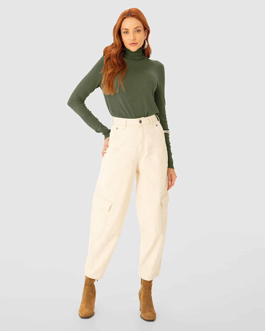 Suéter Feminino Justo Gola Alta Manga Longa Em Tricô - ENFIM