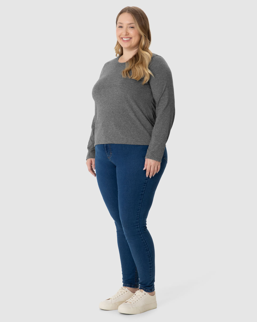 Blusa Básica Feminina Plus Size Manga Longa Em Algodão - Imagem 17