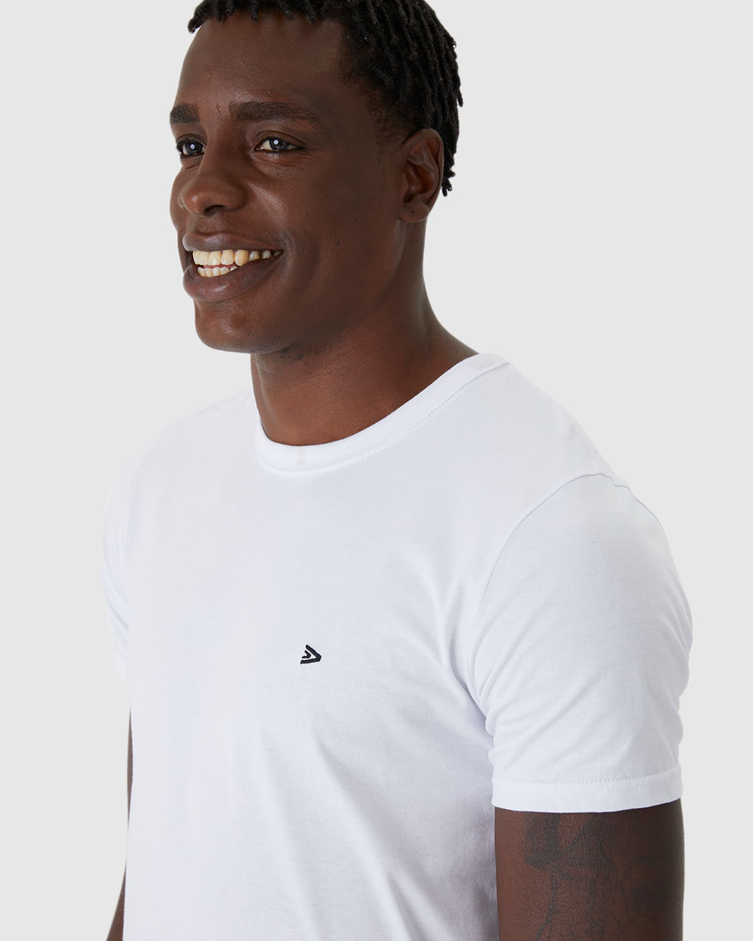 Camiseta Básica Masculina Slim Em Algodão - Imagem 13