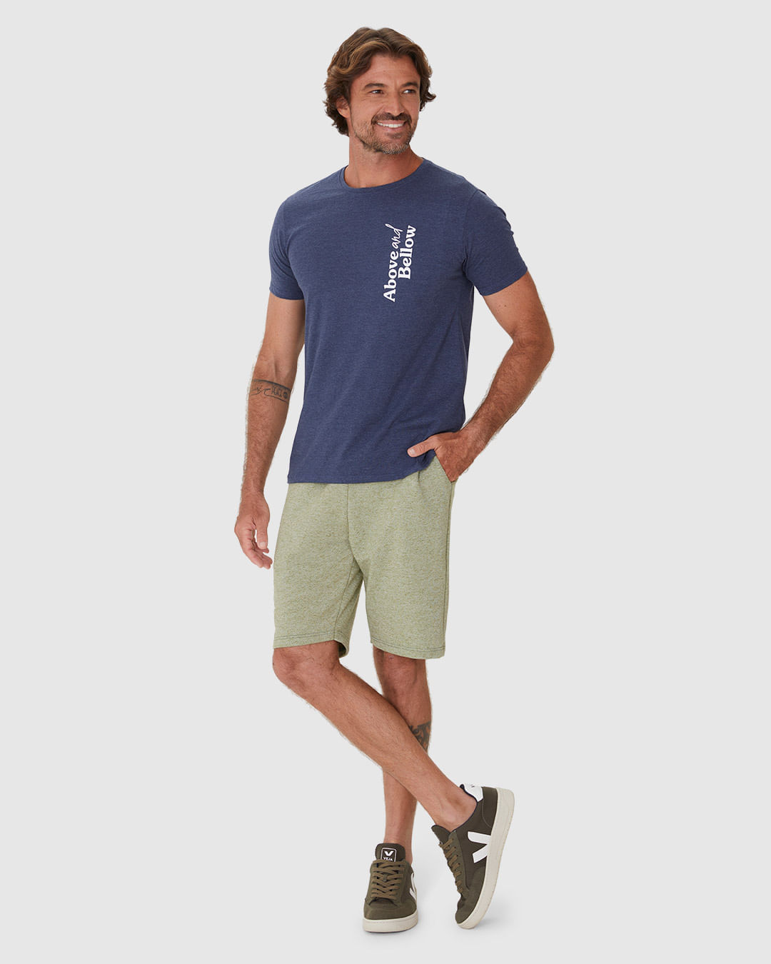 Bermuda Masculina Comfort Cadarço Frontal Em Moletom - Imagem 11