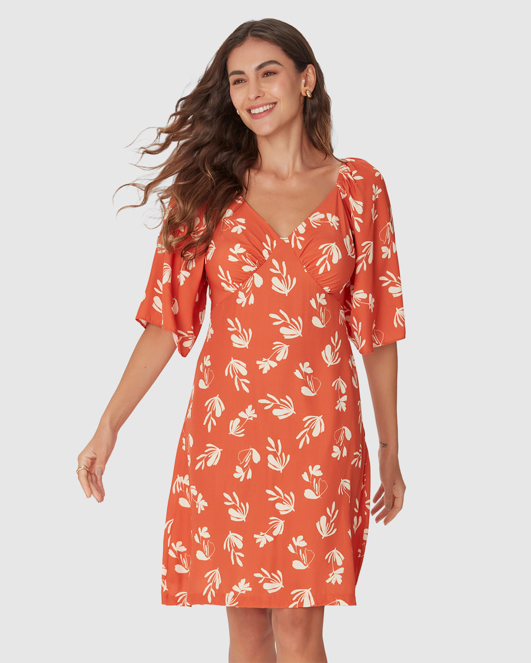 Vestido Feminino Evasê Decote V Manga Curta Em Viscose - Imagem 11