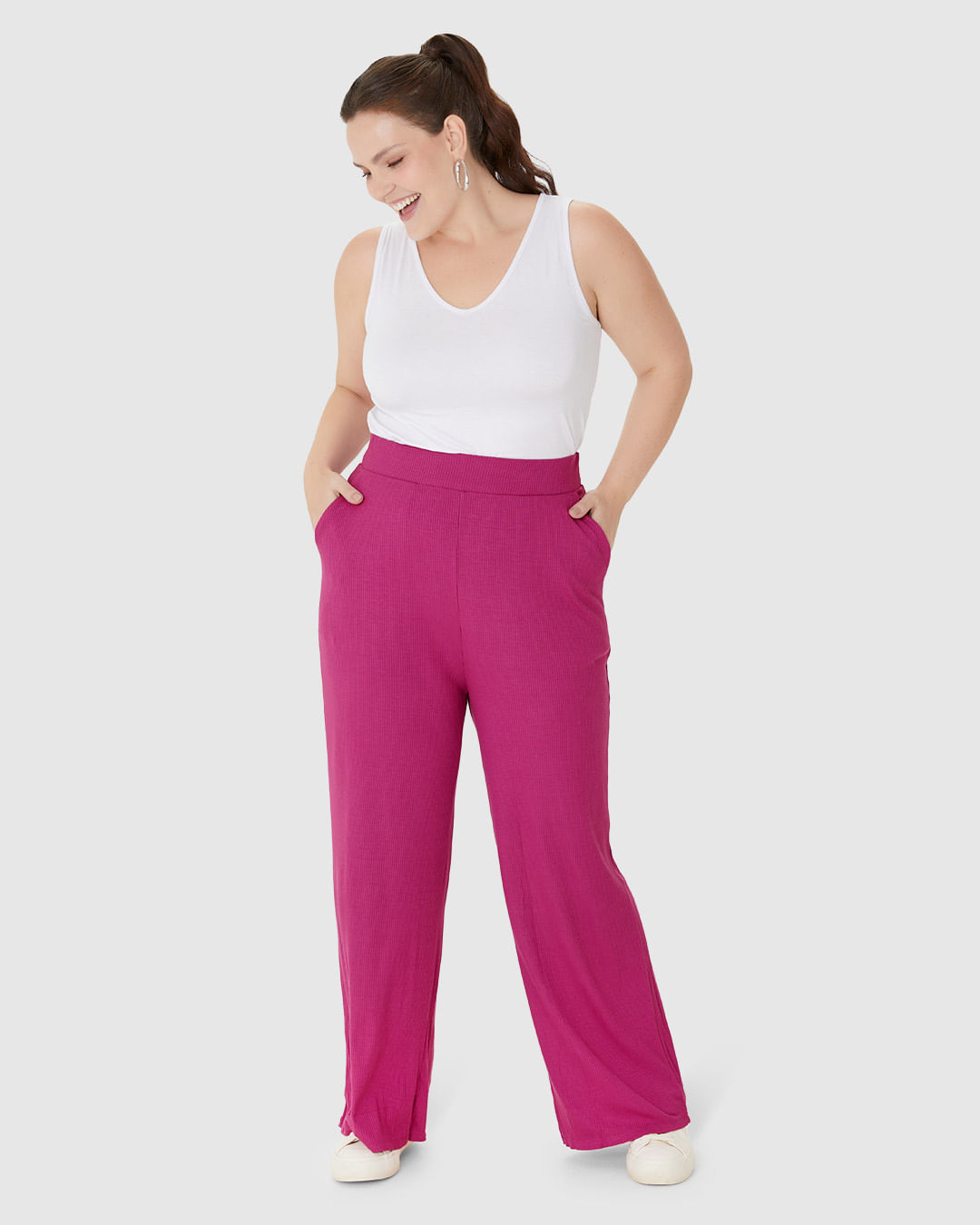 Calça Wide Leg Feminina Plus Size Em Malha Viscose Canelada - Imagem 16