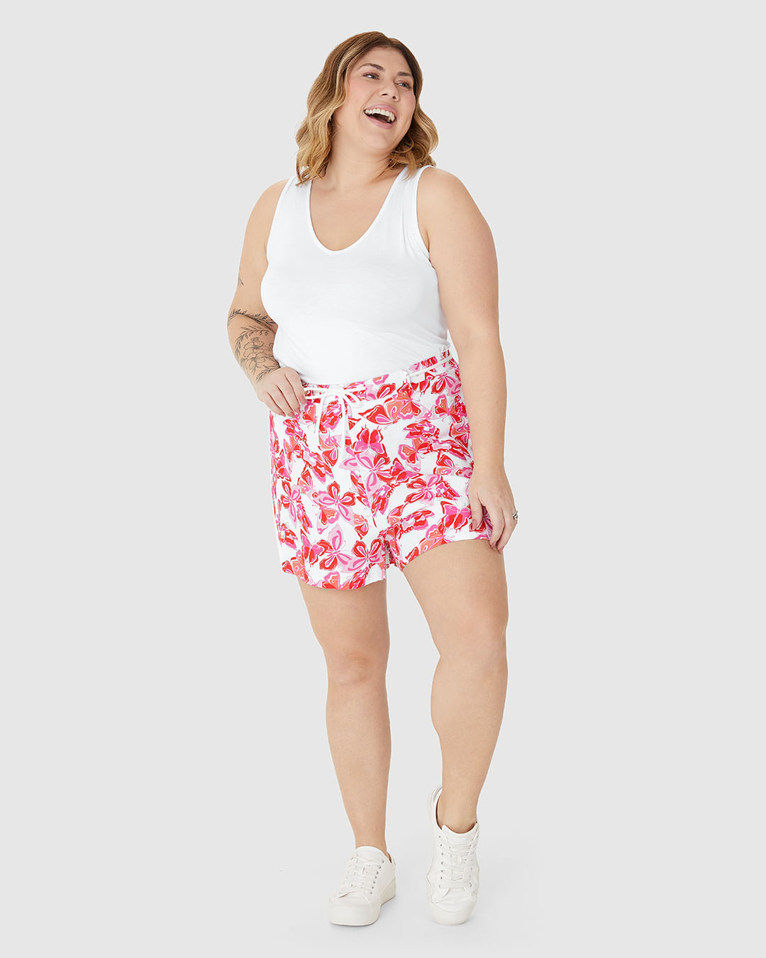 Shorts Feminino Plus Size Cadarço Frontal Estampado Em Viscose