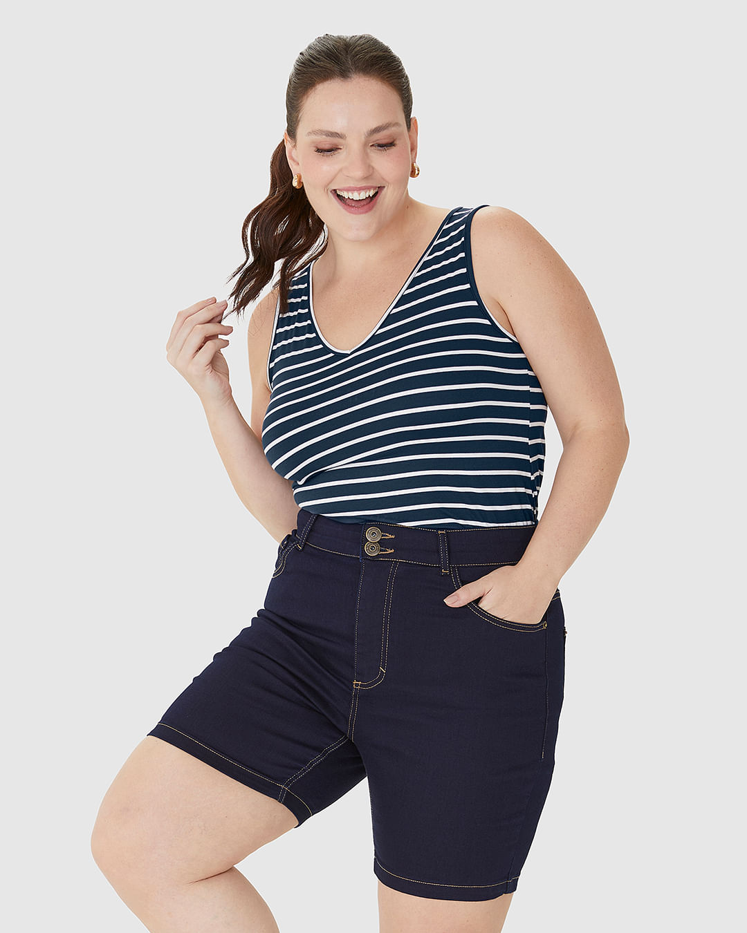 Regata Feminina Plus Size Decote V Alça Larga Em Viscose Stretch - Imagem 21
