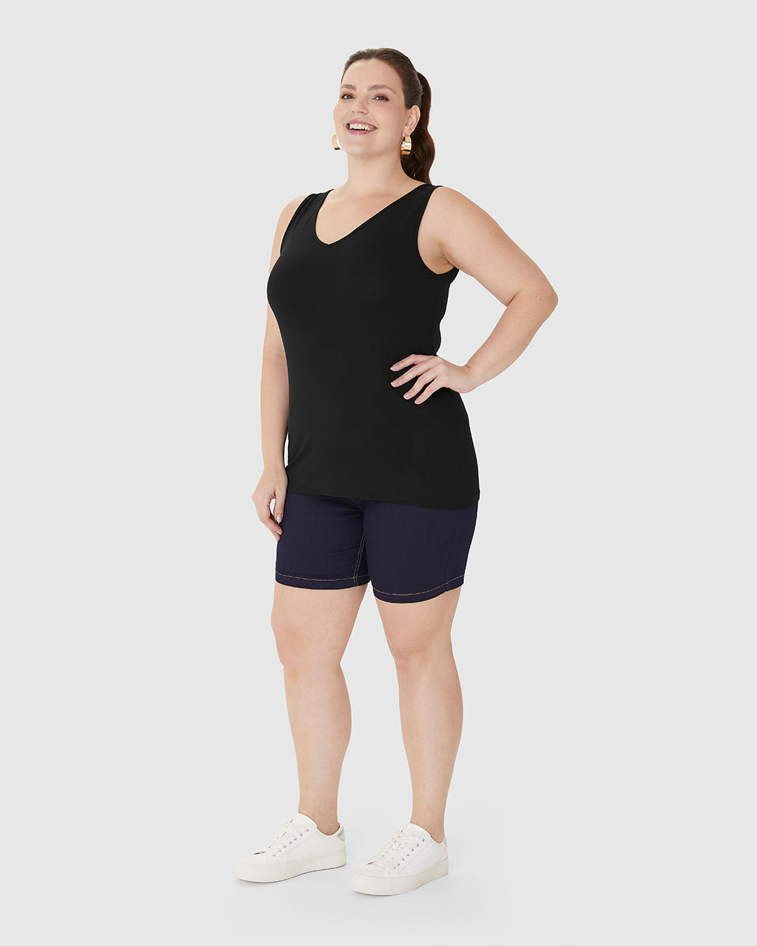 Regata Feminina Plus Size Decote V Alça Larga Em Viscose Stretch - Imagem 12
