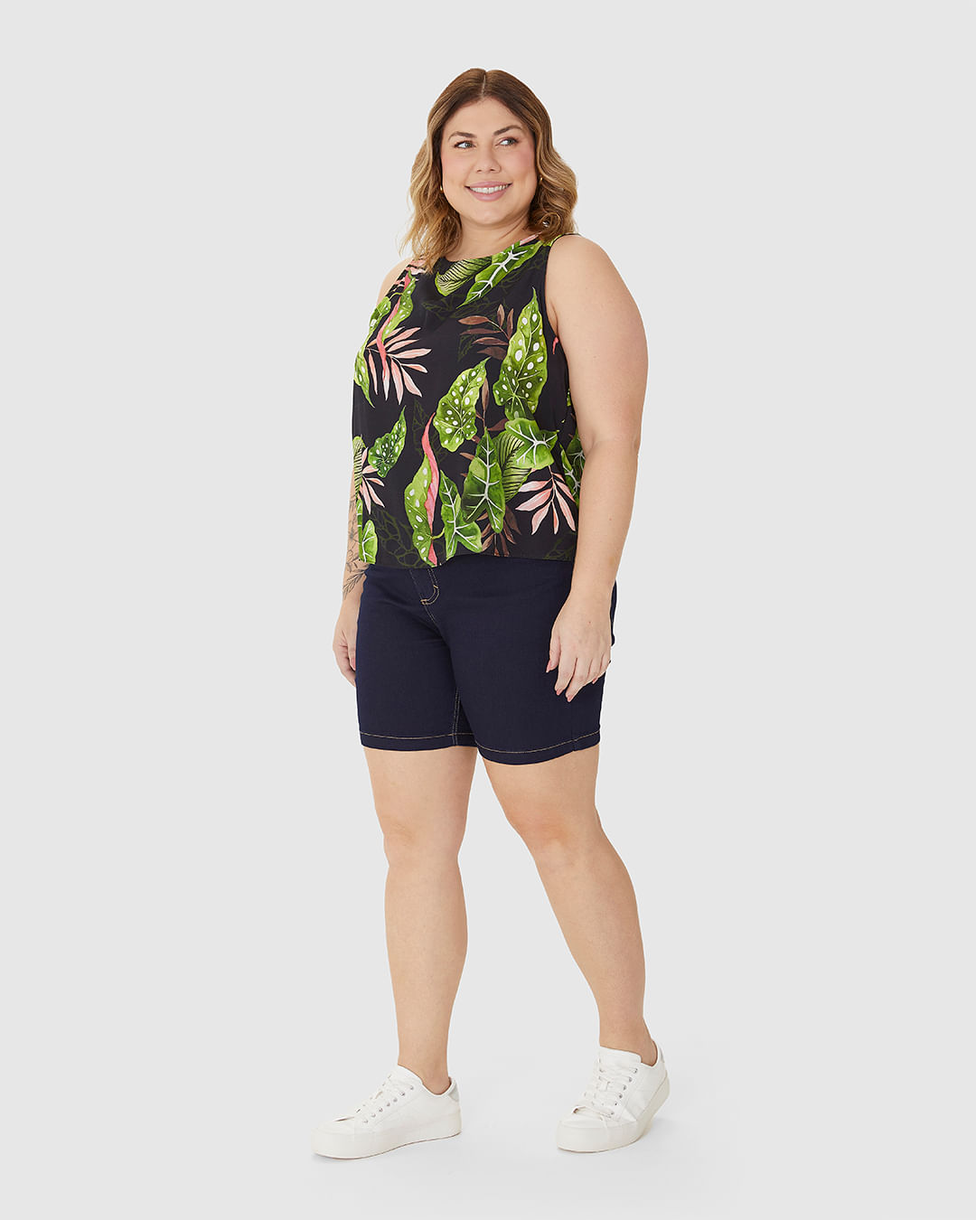 Regata Cropped Feminina Plus Size Estampada Em Viscose - Imagem 22
