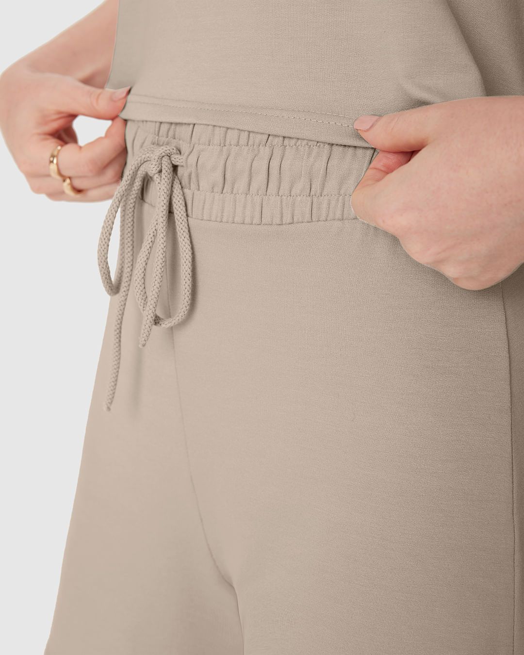 Shorts Feminino Amplo Cós Elástico Em Malha Tweed - Imagem 3