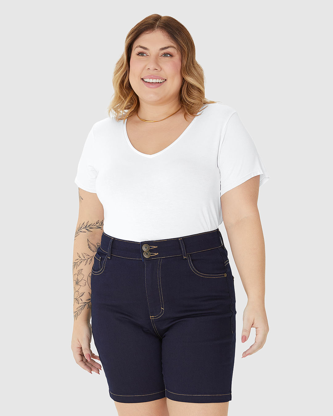 Blusa Feminina Plus Size Decote V Barra Mullet Em Viscose Stretch - Imagem 19