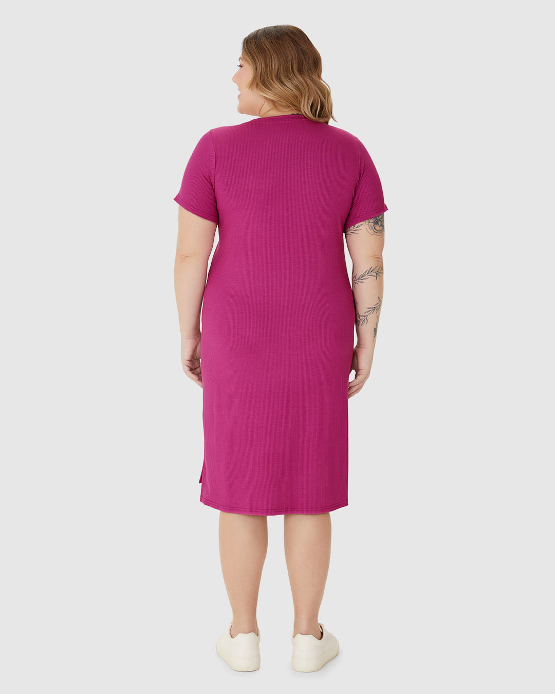 Vestido Feminino Plus Size Decote V Fenda Lateral Em Malha Viscose Canelada - Imagem 25