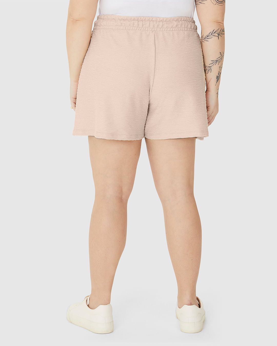 Shorts Feminino Plus Size Cadarço Frontal Em Moletom Texturizado - Imagem 25