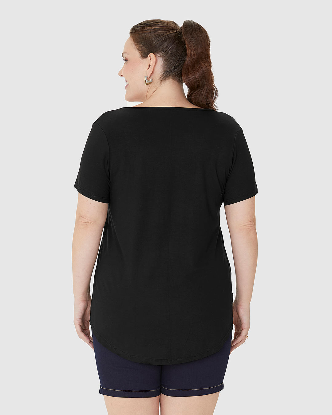Blusa Feminina Plus Size Decote V Barra Mullet Em Viscose Stretch - Imagem 10
