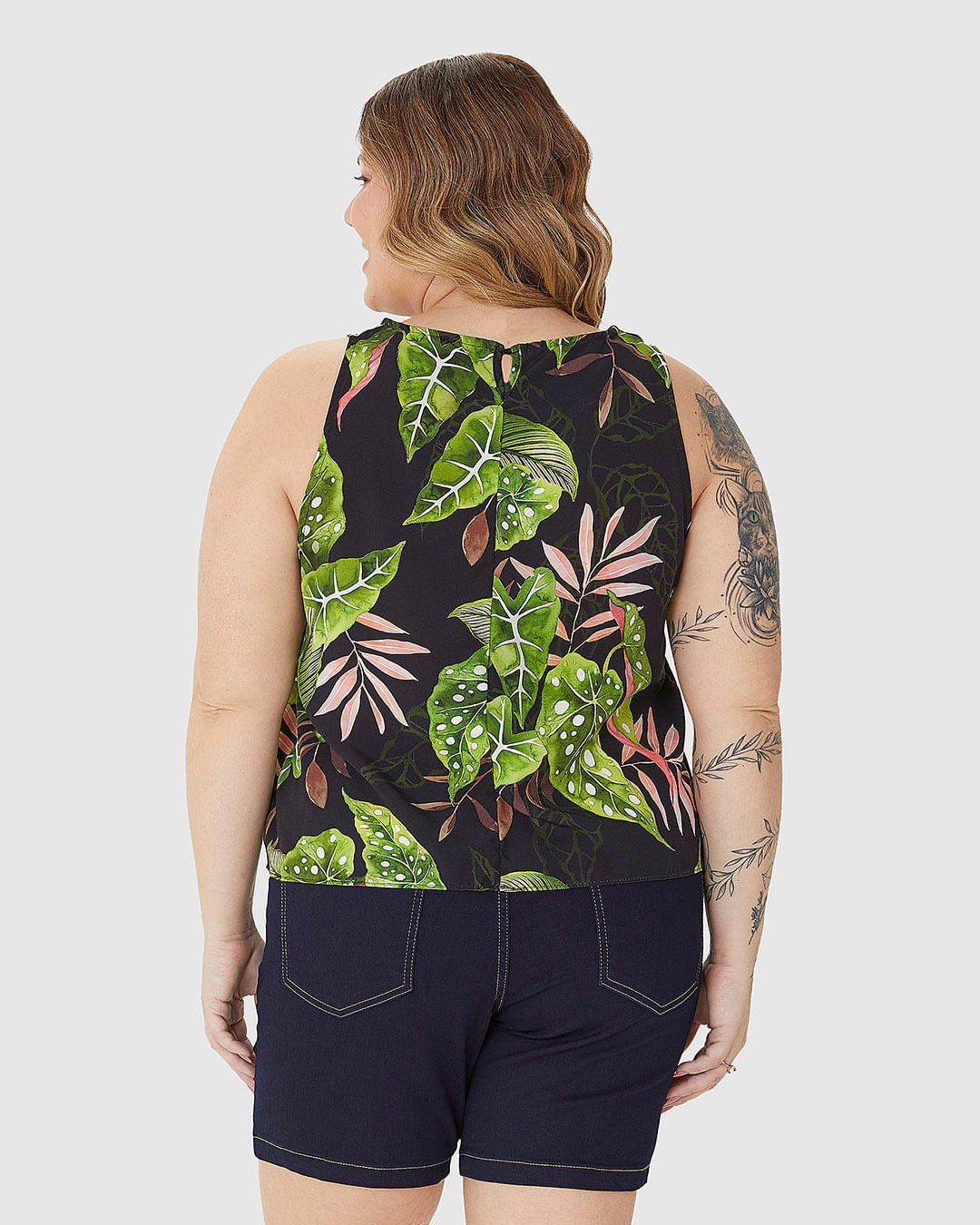 Regata Cropped Feminina Plus Size Estampada Em Viscose - Imagem 25