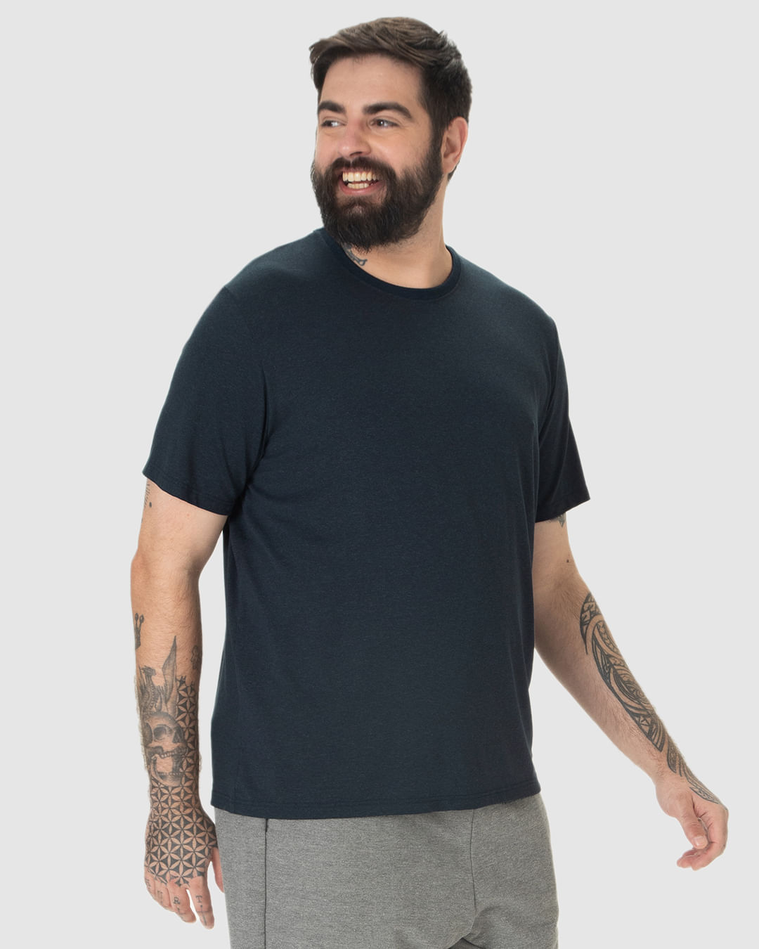 Camiseta Movimento Masculina Plus Size Decote Redondo Em Malha Anti Odor - Imagem 13
