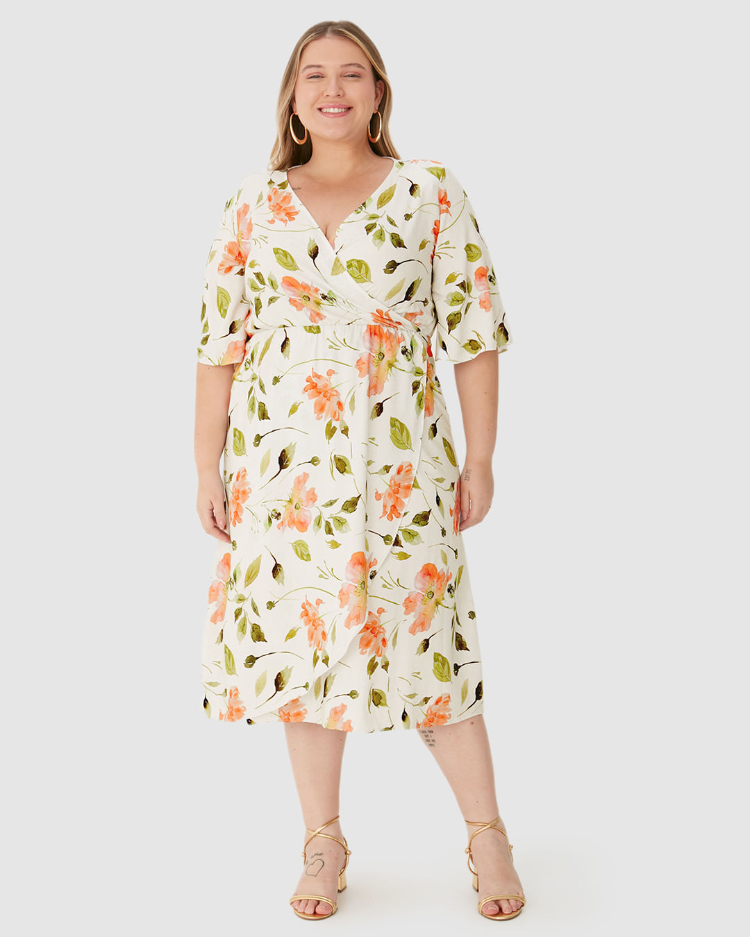 Vestido Feminino Plus Size Reto Transpassado Estampa Floral Em Viscose