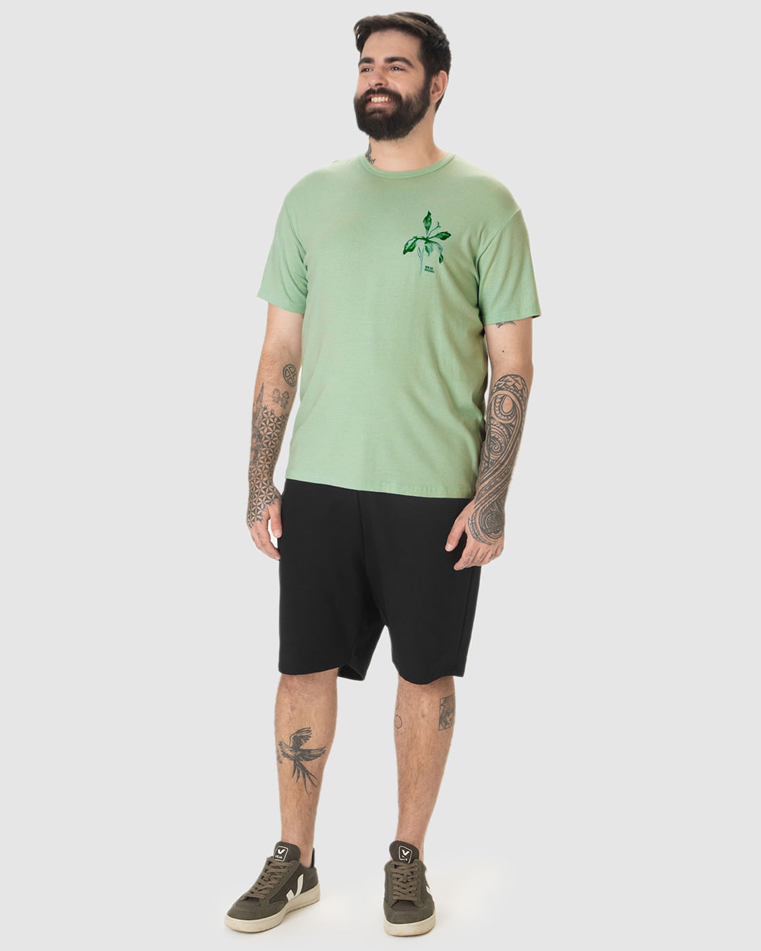 Camiseta Masculina Plus Size Estampa Flor Peitoral Em Malha Linho - Imagem 12