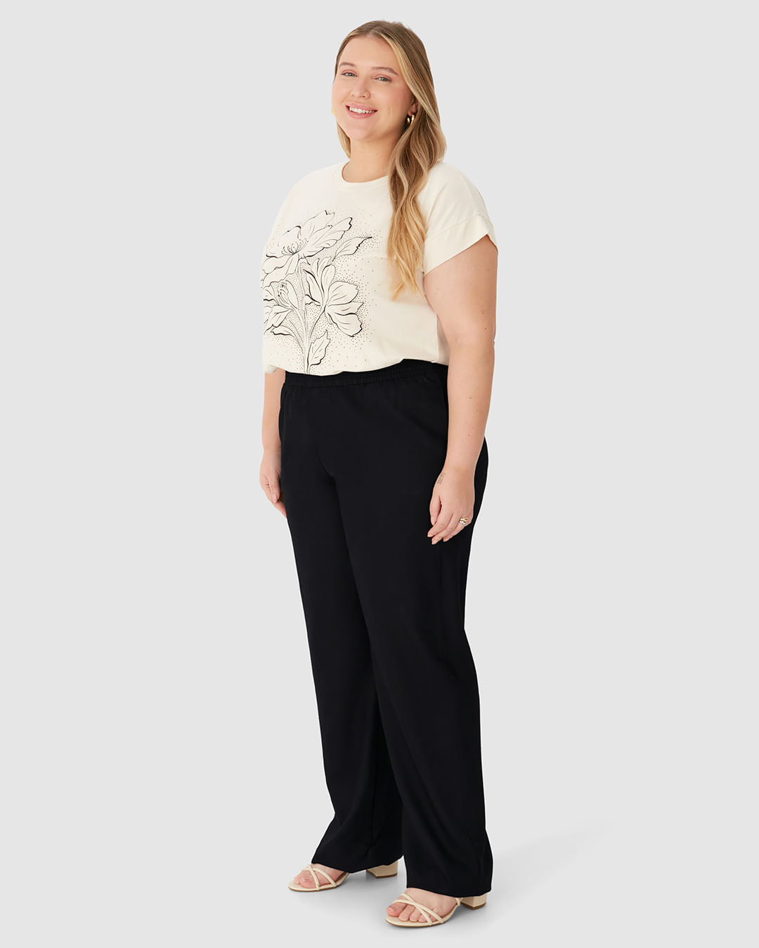 Calça Reta Feminina Plus Size Em Crepe De Viscose - Imagem 12