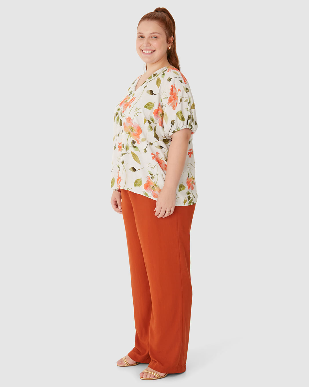 Blusa Feminina Plus Size Mullet Decote V Estampa Floral Em Viscose - Imagem 12