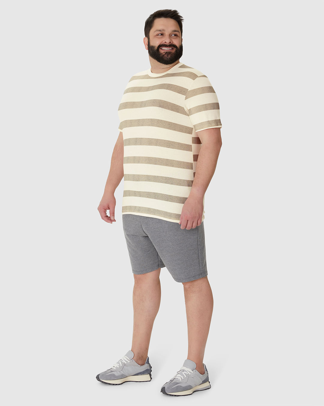 Camiseta Masculina Plus Size Estampa Listrada Em Malha Linho - Imagem 17