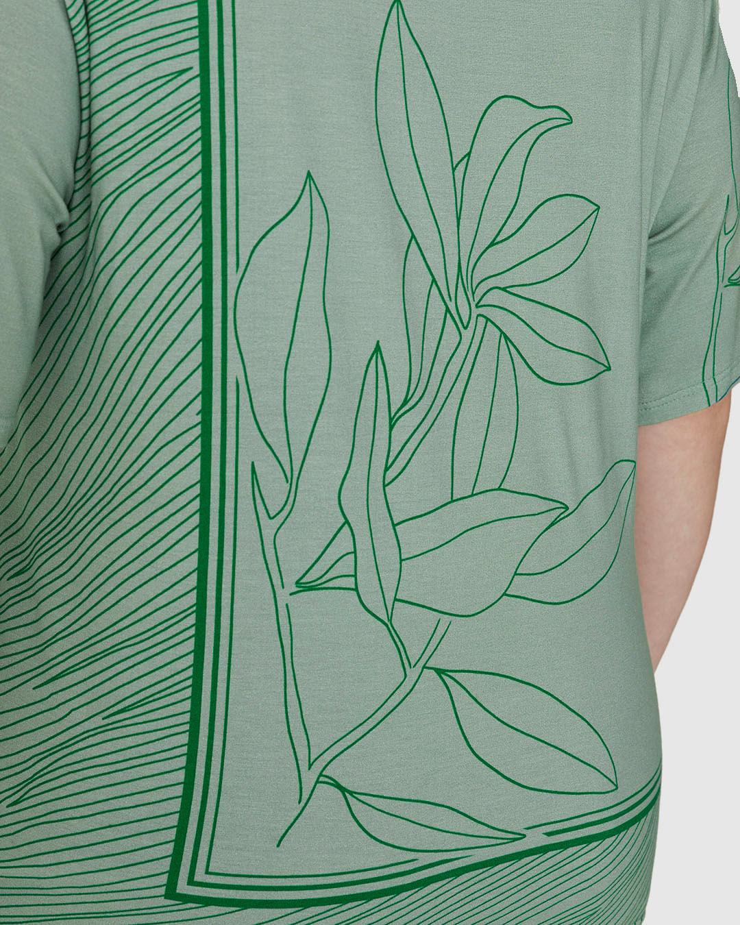 Blusa Feminina Plus Size Ampla Estampa Folhagem Em Viscose Stretch - Imagem 9