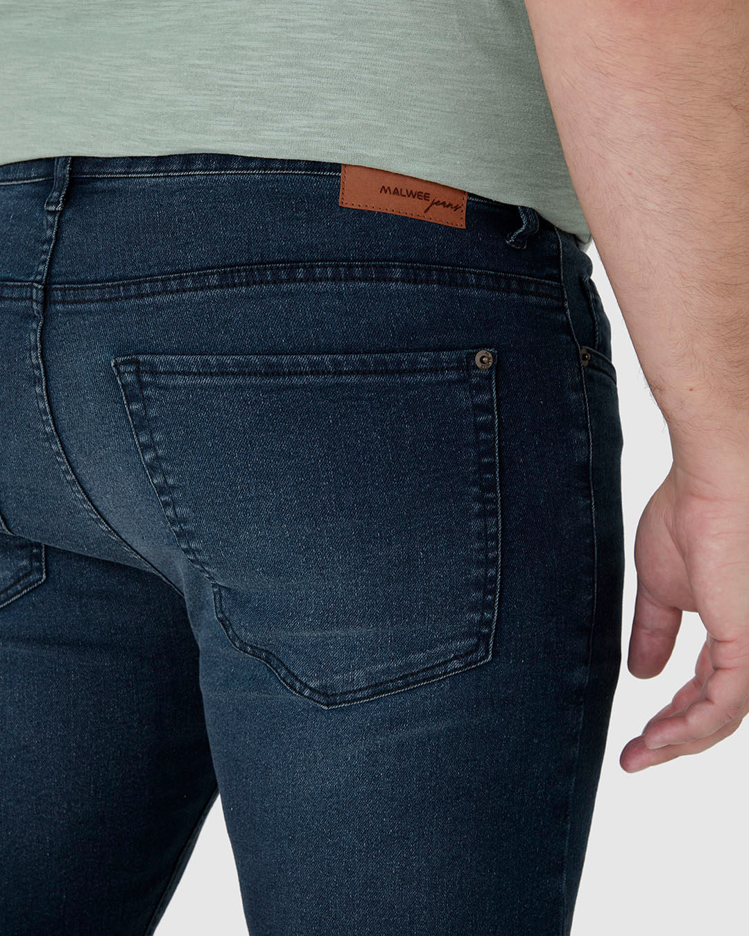 Calça Masculina Plus Size Slim Bolso Funcional Em Jeans Com Elastano - Imagem 23