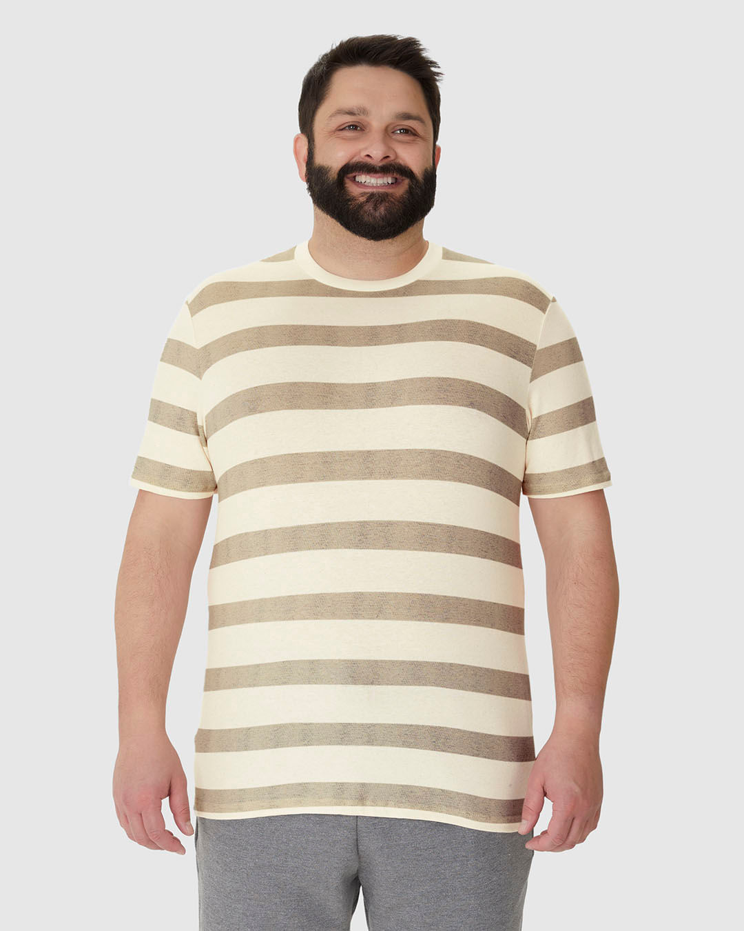 Camiseta Masculina Plus Size Estampa Listrada Em Malha Linho - Imagem 14