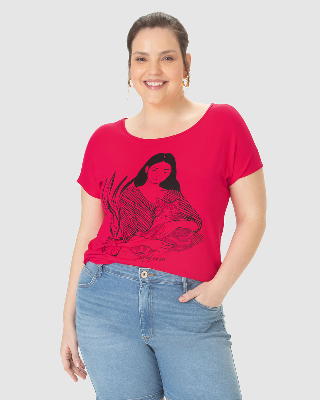 Camiseta Feminina Plus Size Ilustração Aconchegante Em Viscose Stretch - Imagem 21