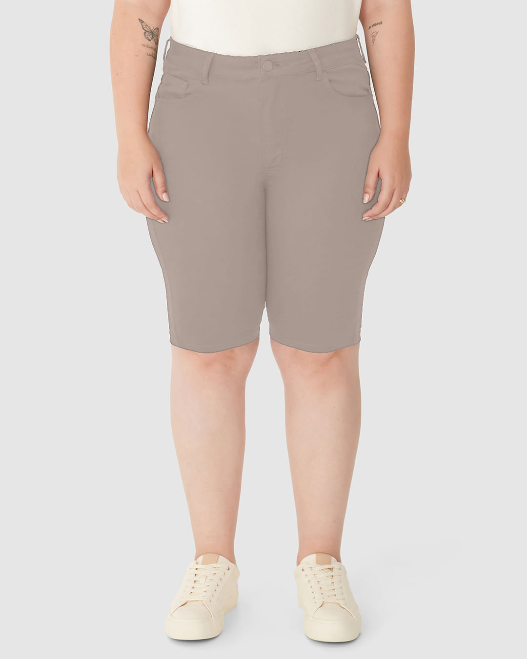 Bermuda Feminina Plus Size Ciclista Cintura Média Em Sarja Super Stretch - Imagem 29