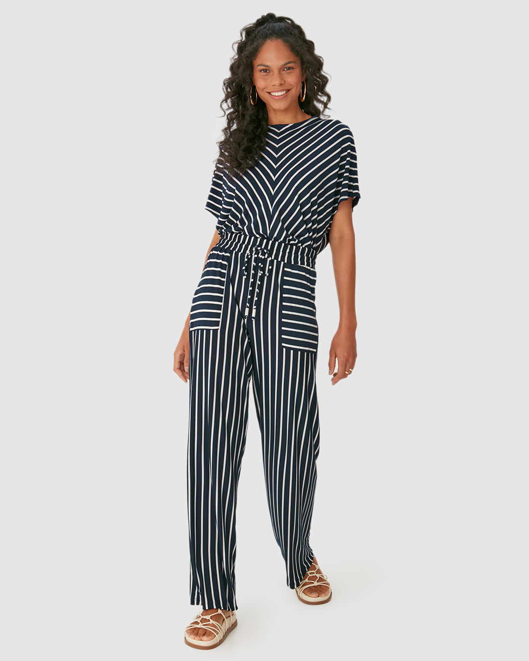 Calça Wide Leg Feminina Bolso Frontal Em Malha Viscose Listrada - Imagem 11