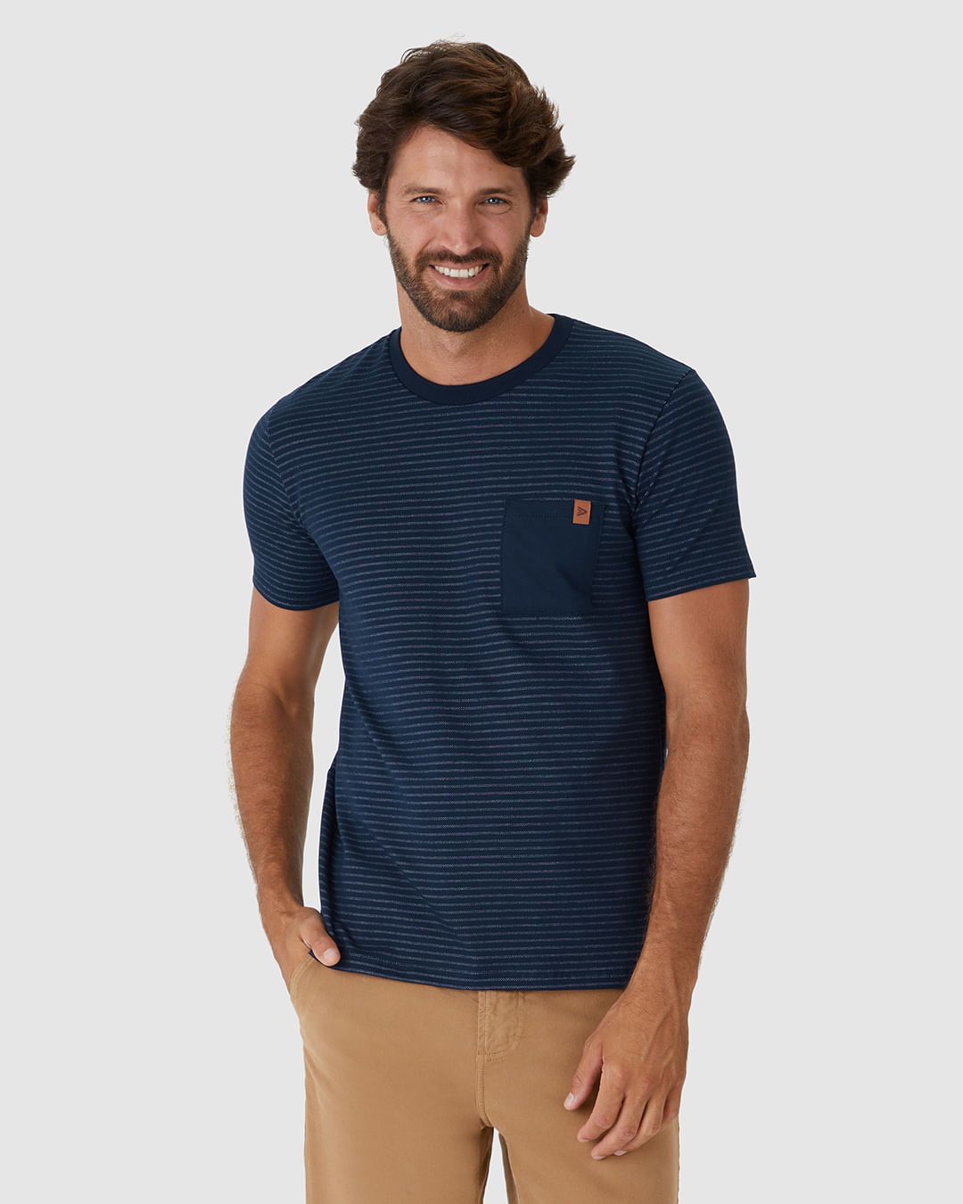 Camiseta Masculina Bolso Peitoral Em Moletinho Listrado - Imagem 21