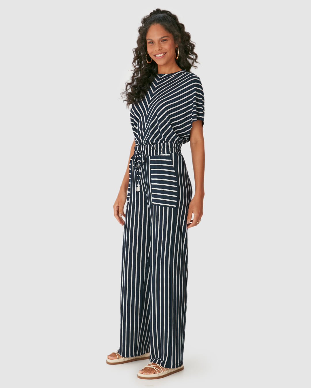 Calça Wide Leg Feminina Bolso Frontal Em Malha Viscose Listrada - Imagem 2