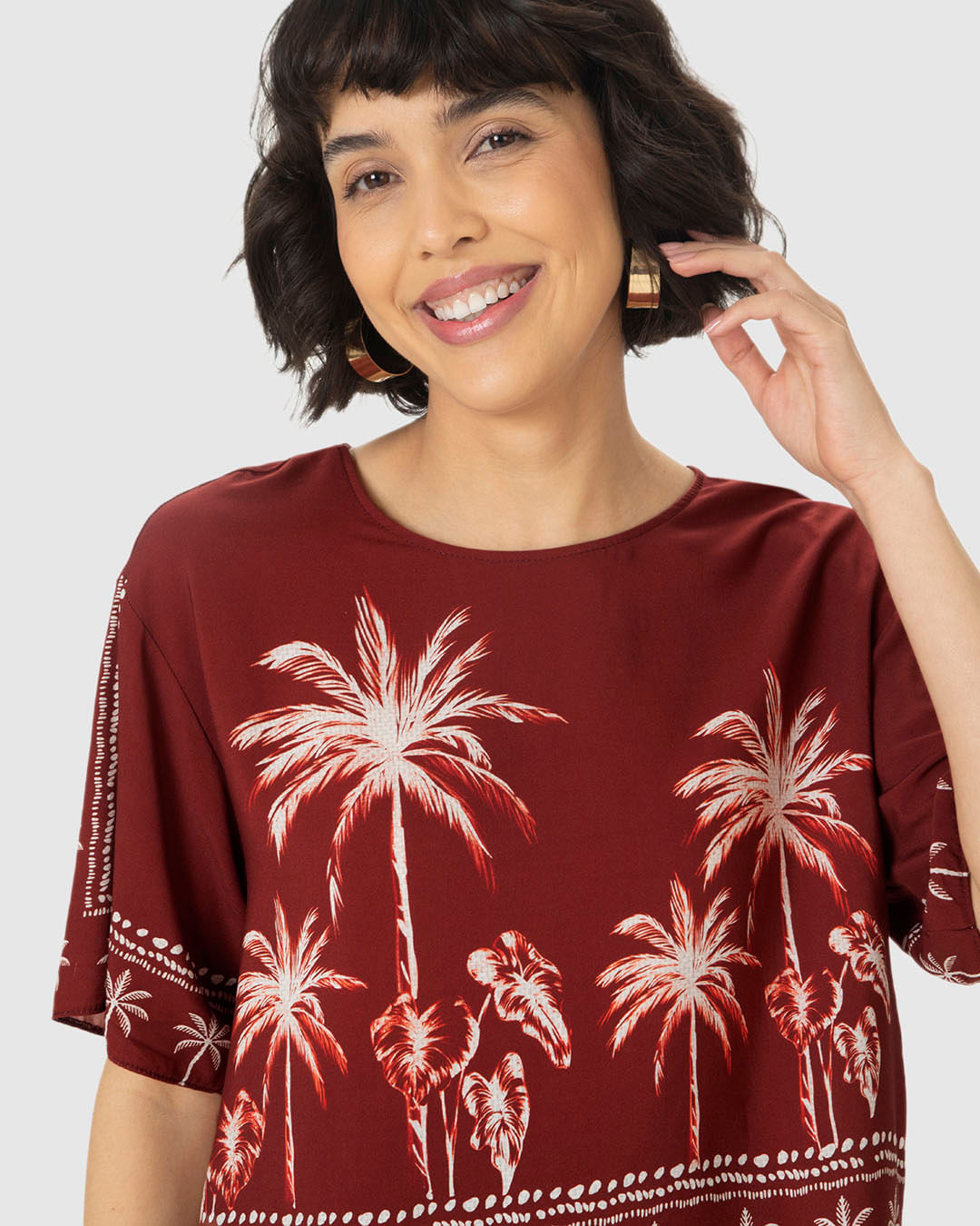 Blusa Box Feminina Estampada Manga Curta Em Viscose - Imagem 8