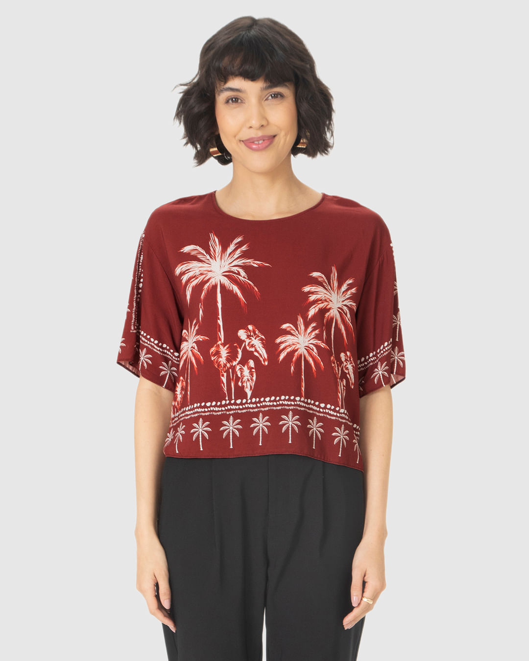 Blusa Box Feminina Estampada Manga Curta Em Viscose - Imagem 4