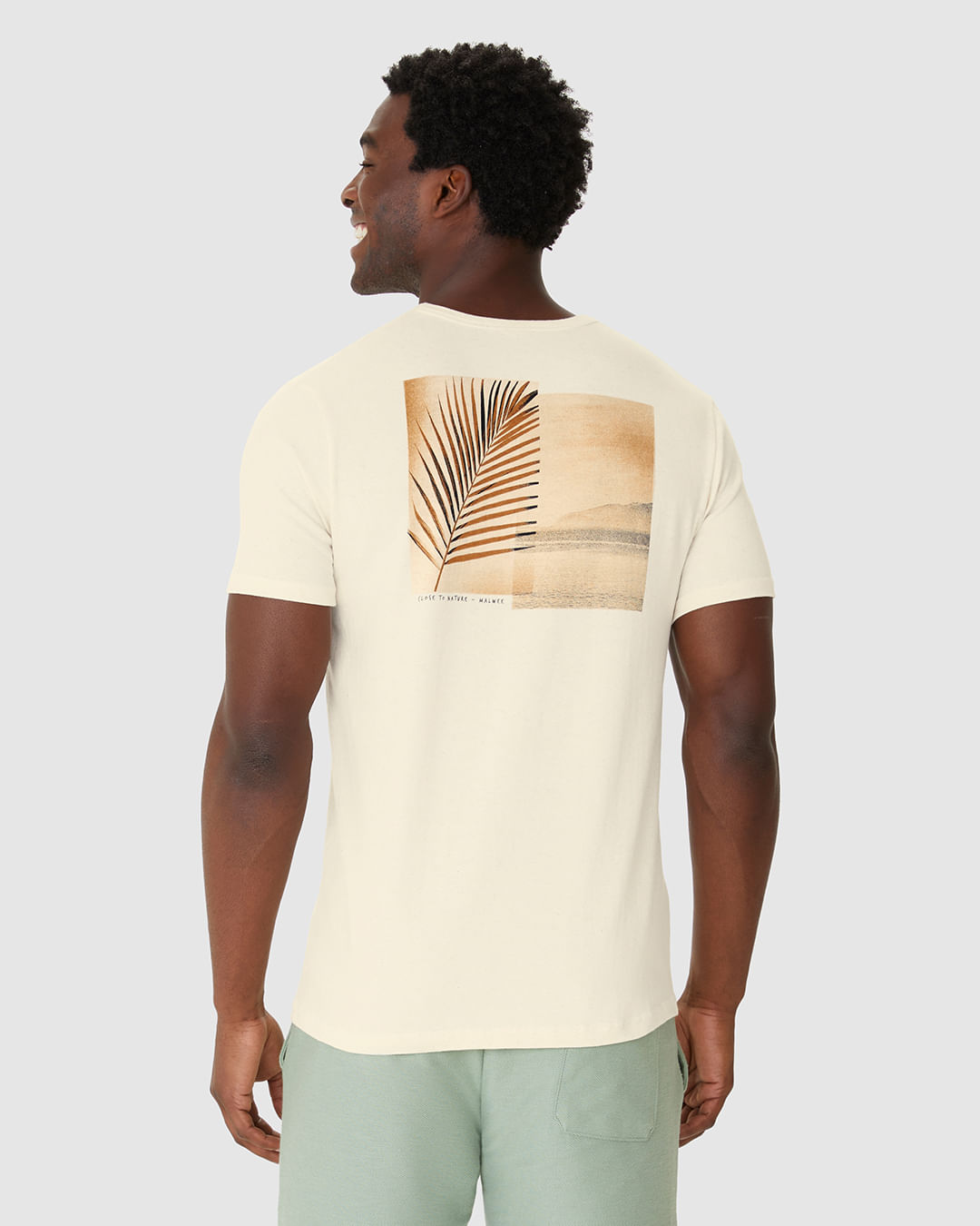 Camiseta Masculina Estampa Frontal E Costas Em Malha Linho - Imagem 17