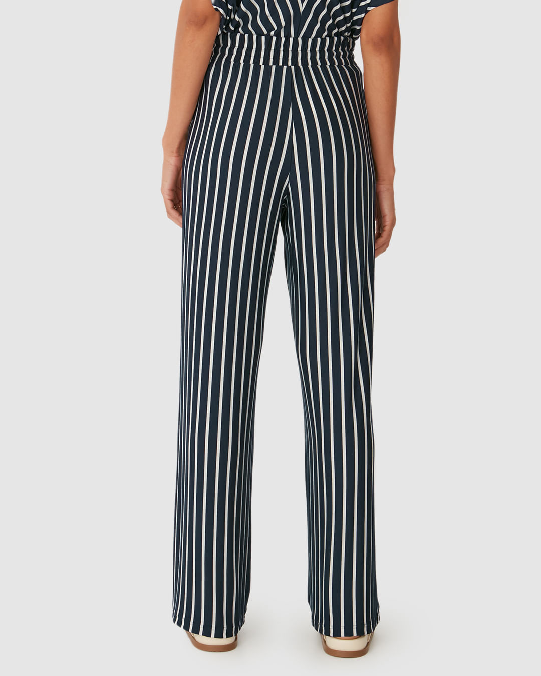 Calça Wide Leg Feminina Bolso Frontal Em Malha Viscose Listrada - Imagem 10