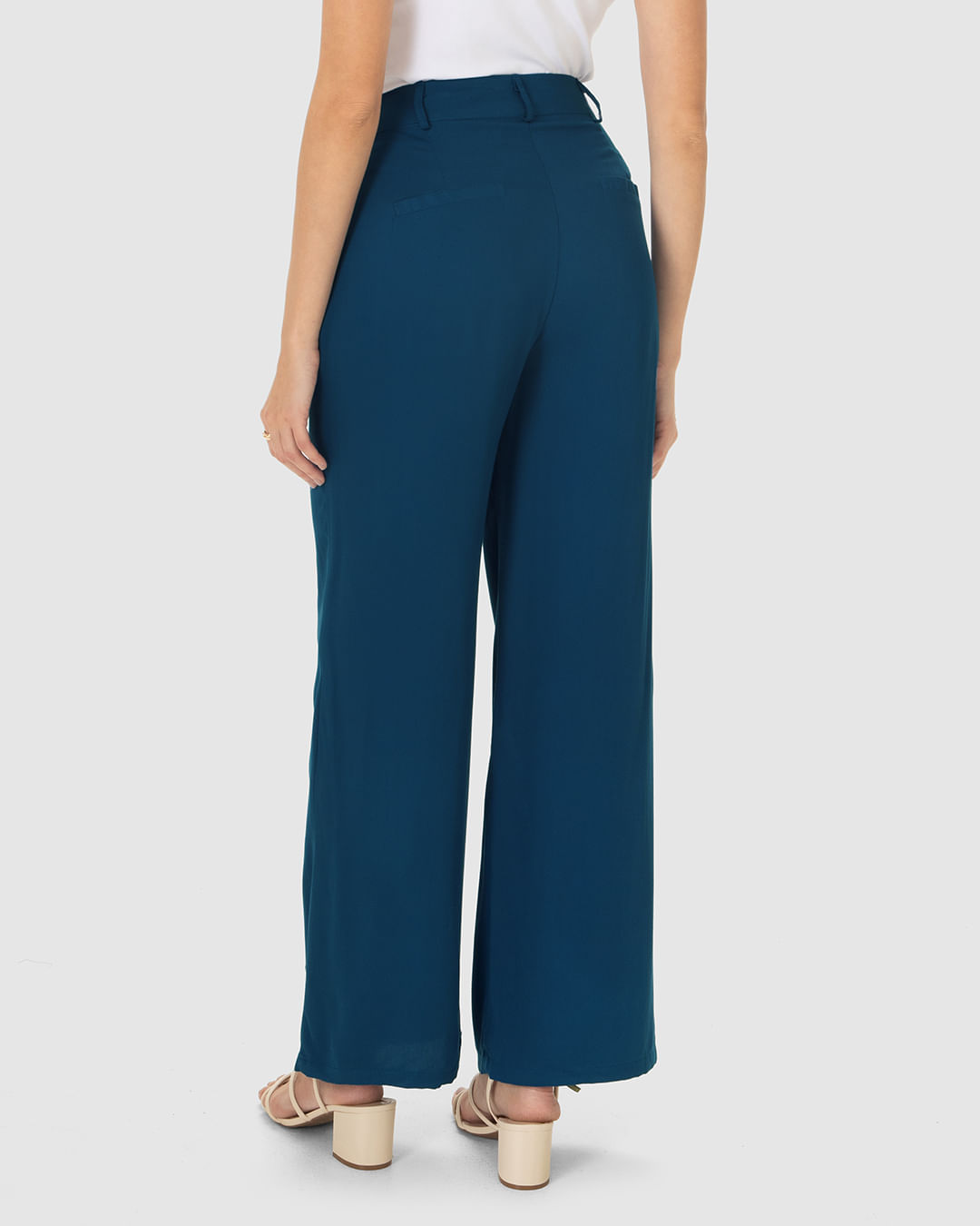 Calça Reta Feminina Bolso Faca Em Viscose Sarjada - Imagem 12