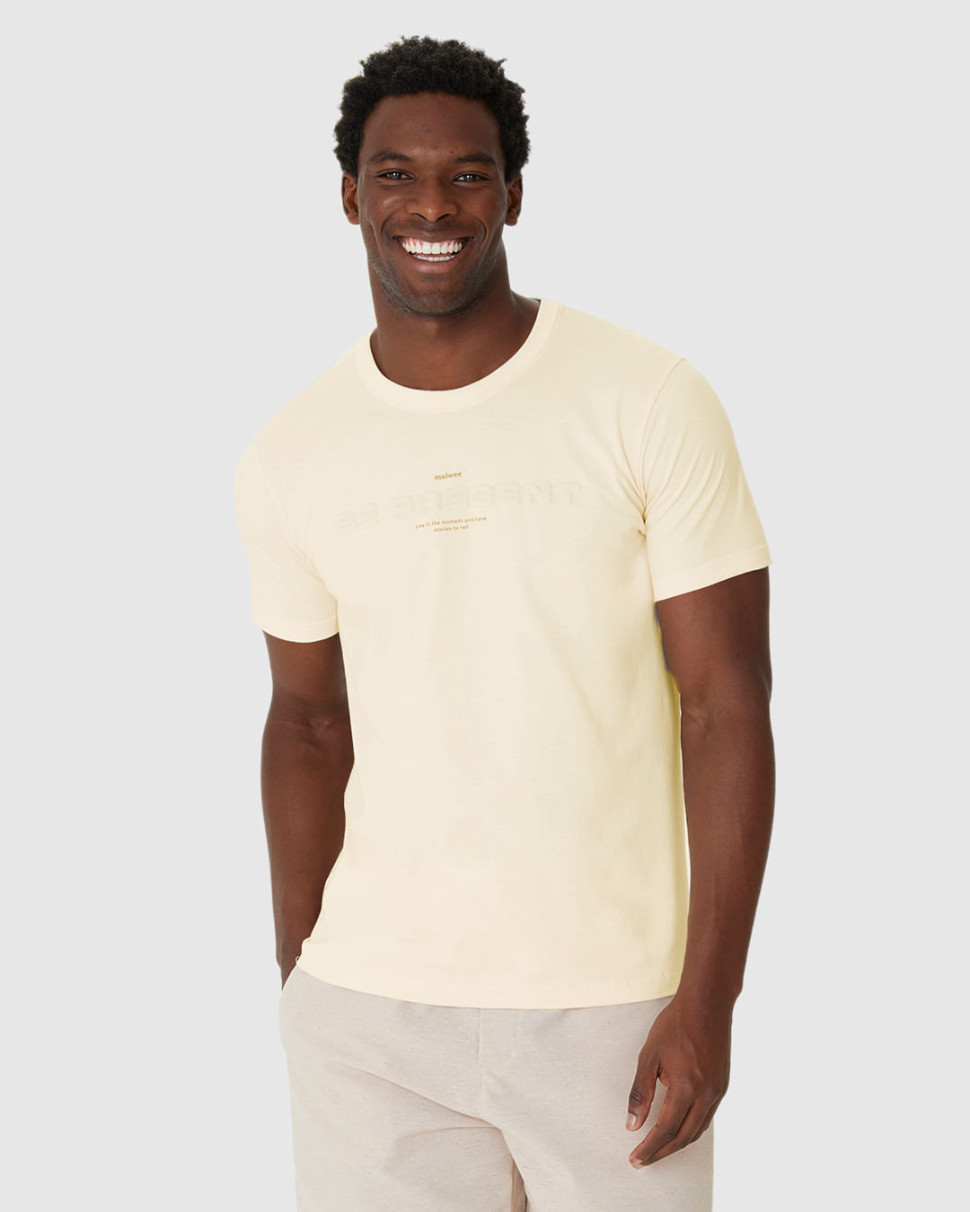 Camiseta Masculina Be Present Estampa Alto Relevo Em Algodão