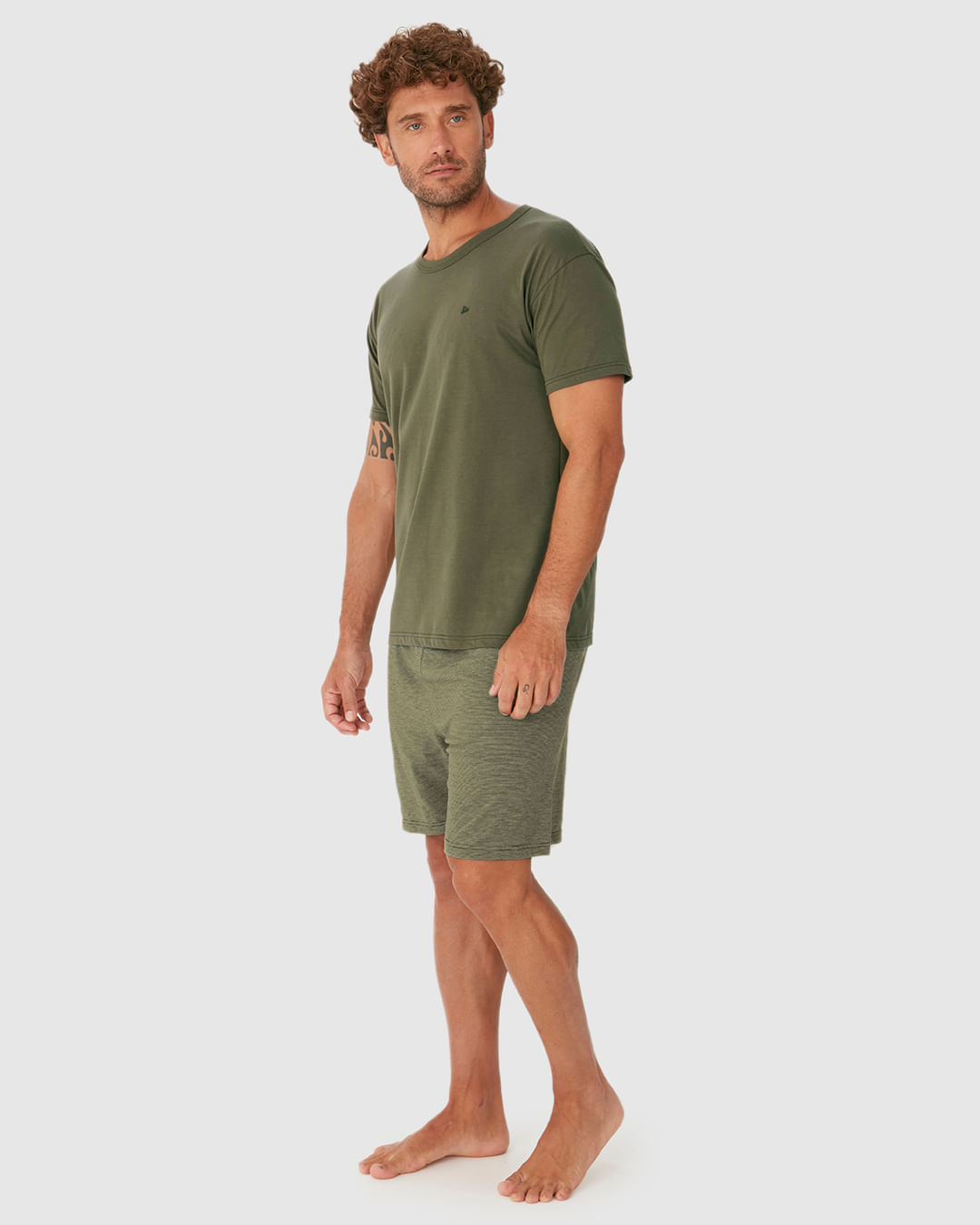Pijama Curto Masculino Camiseta E Shorts Em Malha Fio A Fio - Imagem 2