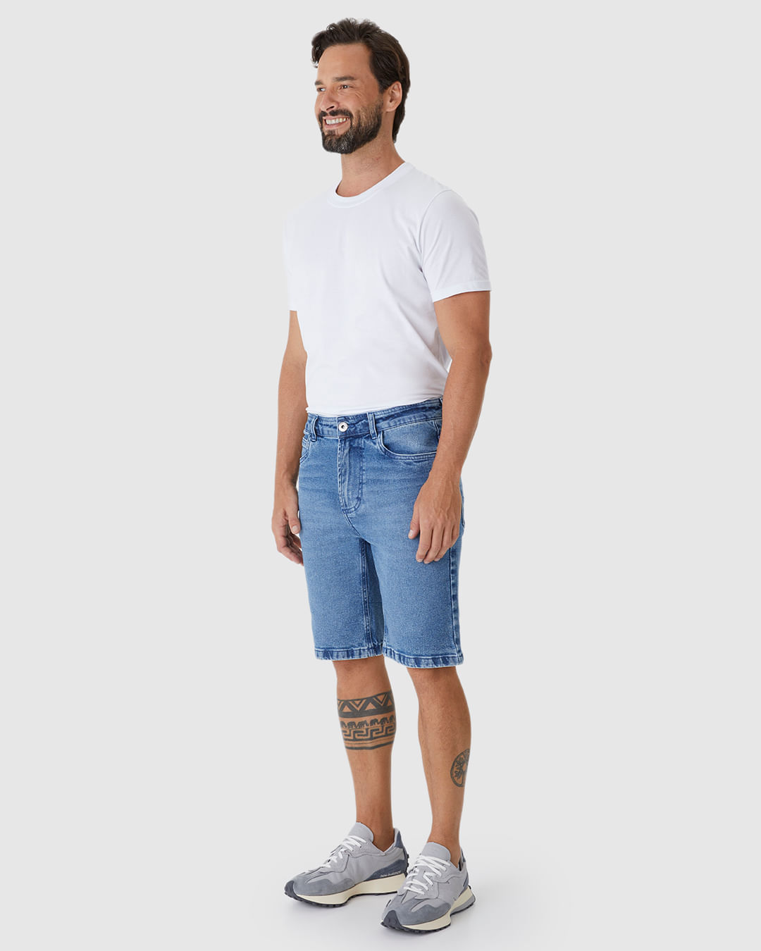 Bermuda Slim Masculina Cintura Média Bolso Funcional Em Jeans Stretch - Imagem 7