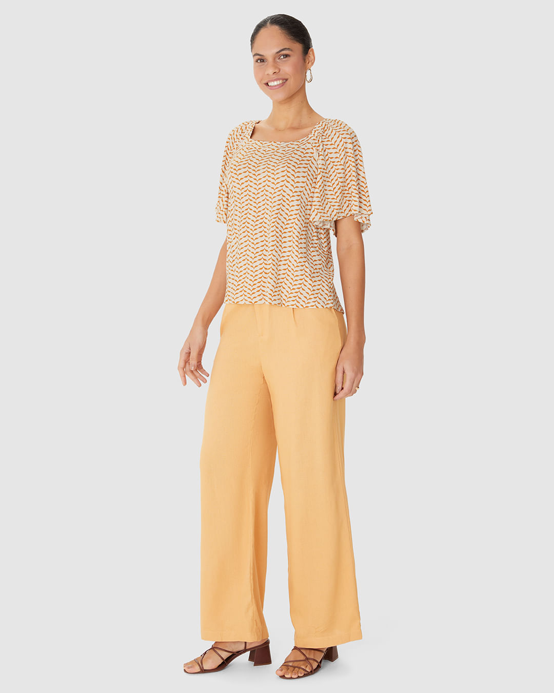 Blusa Feminina Estampada Decote Reto Em Malha Viscolinho Stretch - Imagem 17