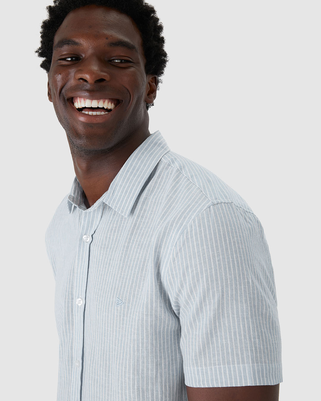 Camisa Masculina Padrão Listrado Em Linho Com Algodão - Imagem 18