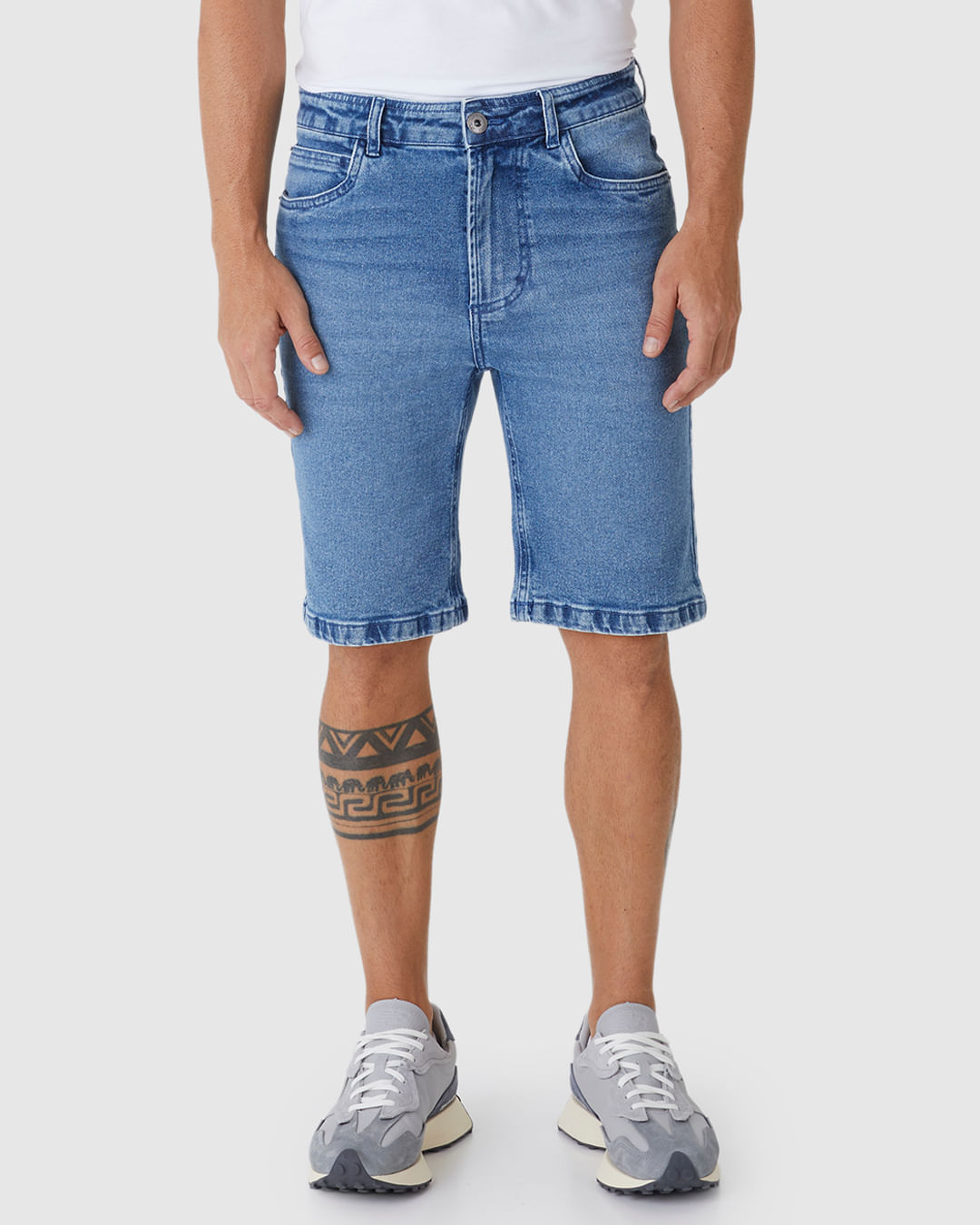 Bermuda Slim Masculina Cintura Média Bolso Funcional Em Jeans Stretch - Imagem 34