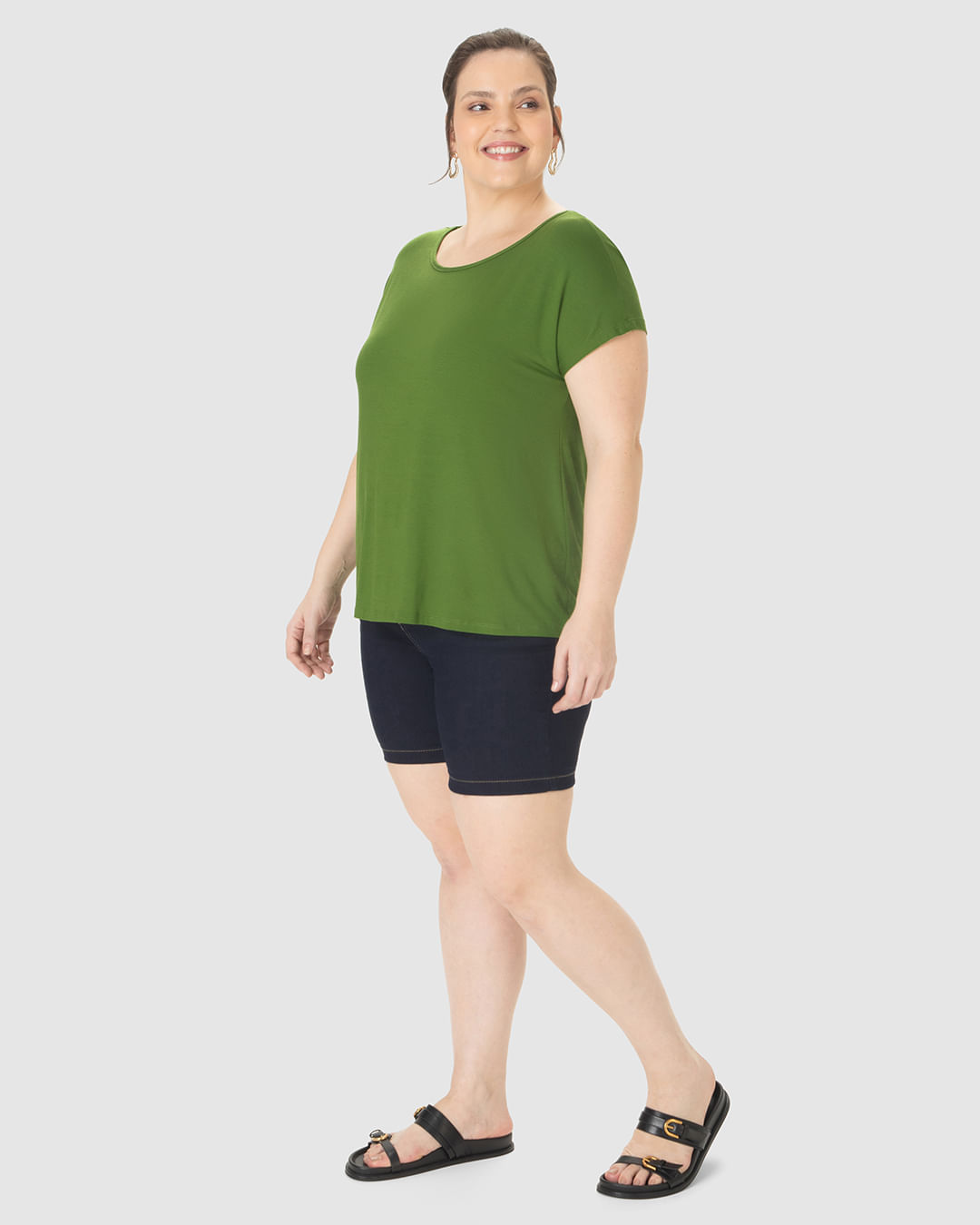 Blusa Básica Feminina Plus Size Manga Japonesa Em Viscose Stretch - Imagem 17