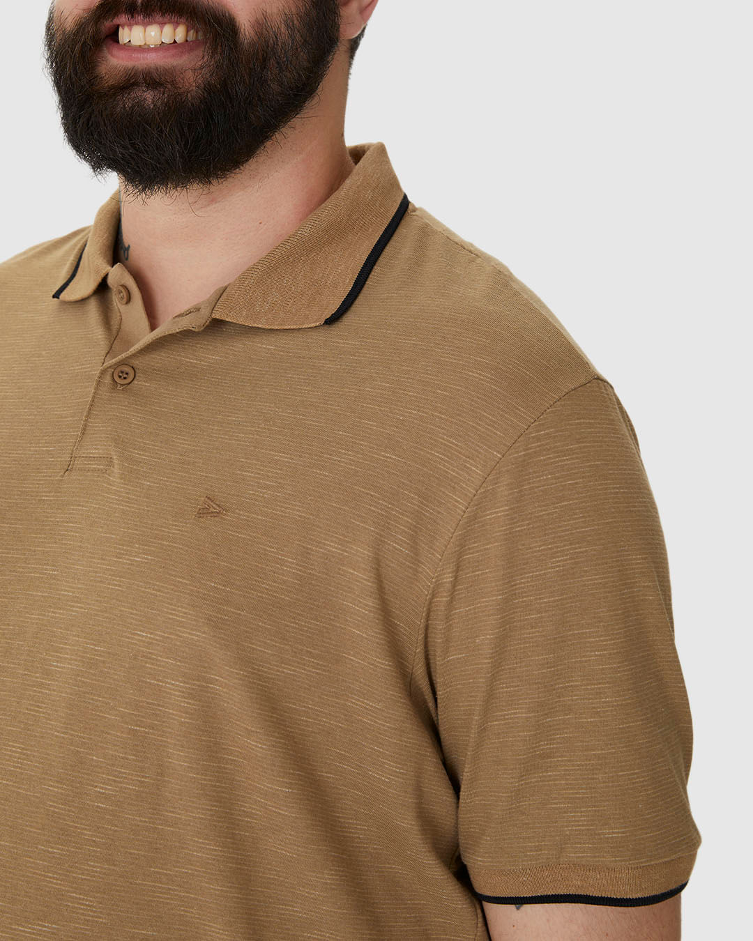 Camisa Polo Masculina Plus Size Abertura Lateral Em Malha Listrada Eco - Imagem 3