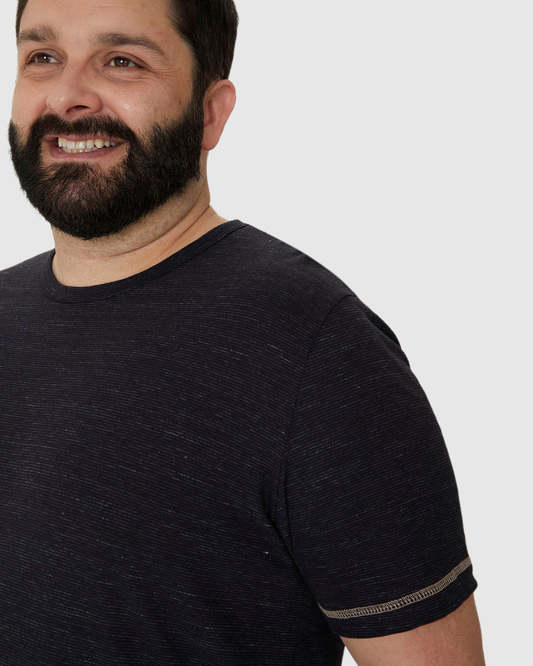 Camiseta Masculina Plus Size Costura Contraste Em Malha Listrada Eco - Imagem 3