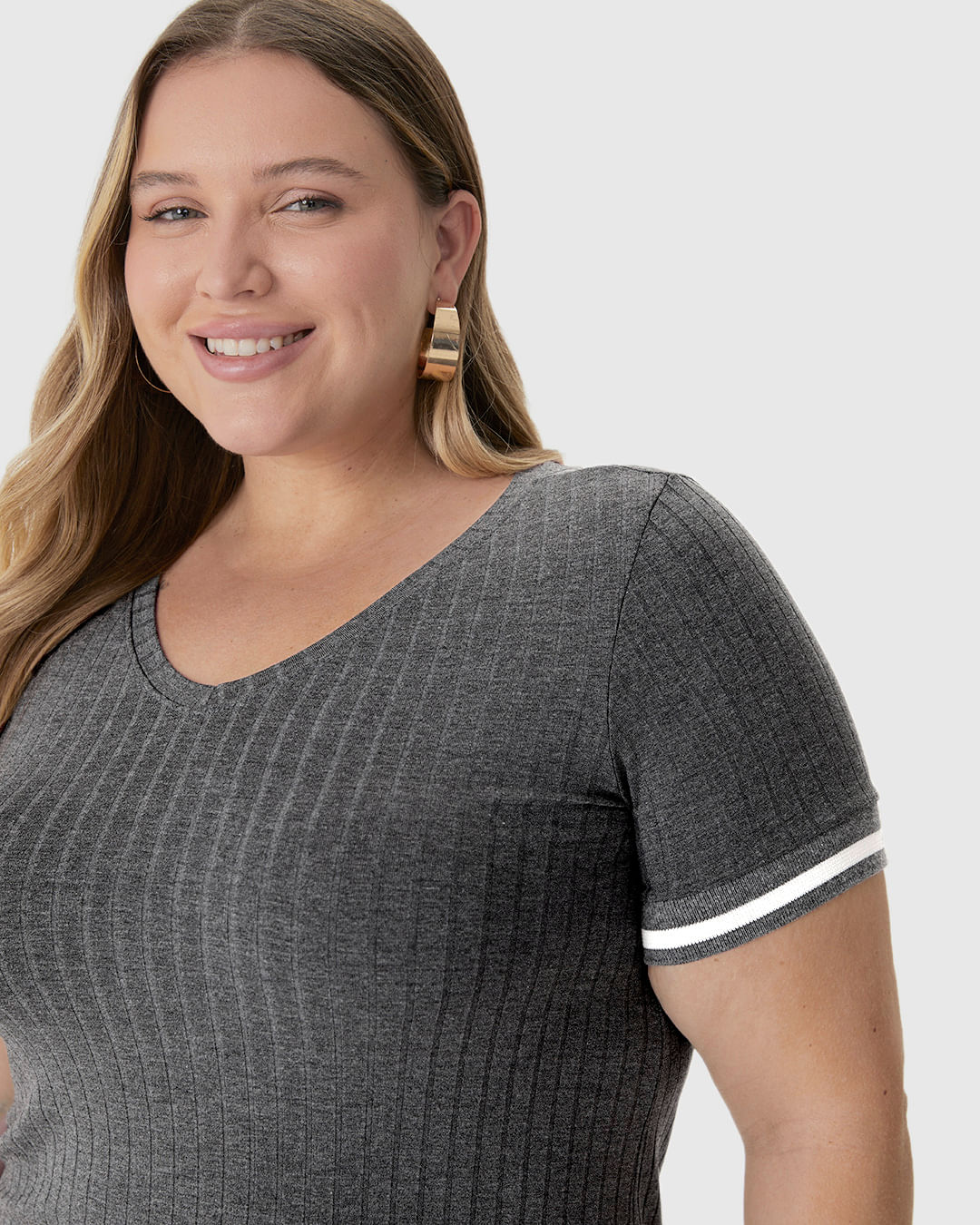 Vestido Feminino Plus Size Reto Manga Retilínea Em Canelado De Viscose - Imagem 3